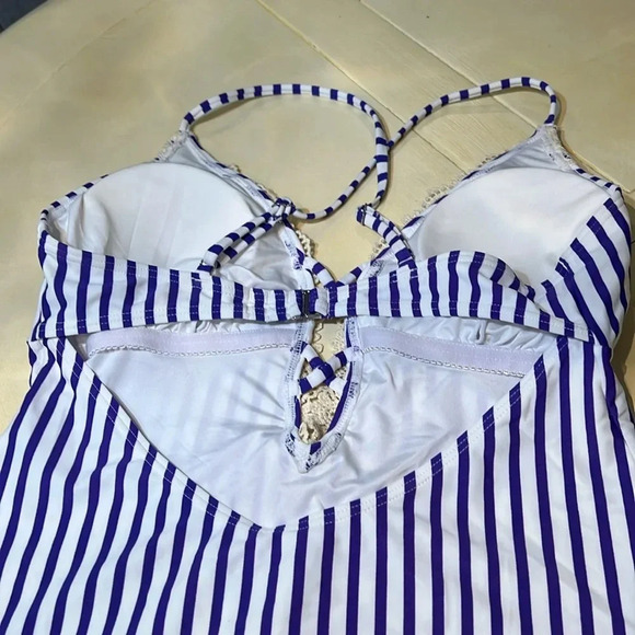 Royal Blue and White extra large woman’s one piece swimsuit - Picture 3 of 7